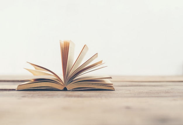 【自考成绩查询系统入口,自考本科报名官网入口】